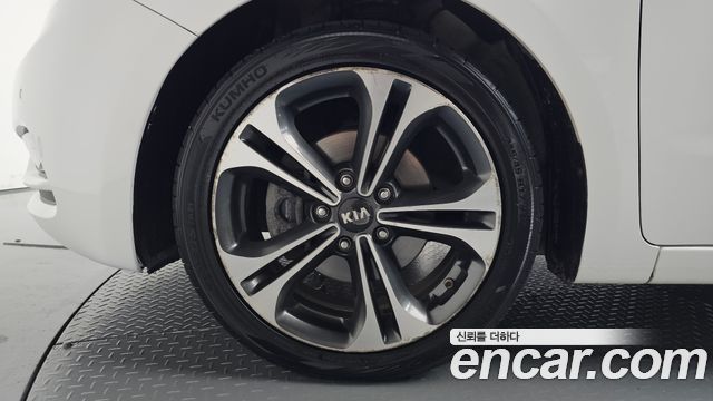 Kia K3 из Кореи Encar