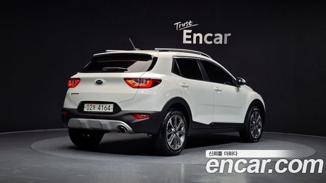 Kia Stonic Diesel 1.6 Trendy — пробег 119 399 км — фото 2 из 5