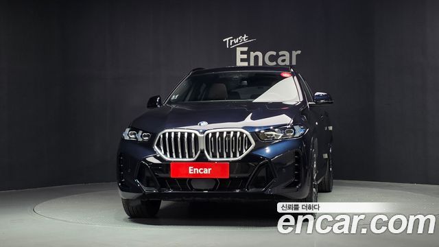 BMW X6 xDrive40i M Sport — пробег 4 655 км — фото 3 из 5