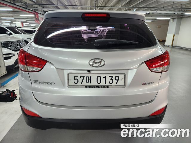 Hyundai Tucson Diesel(e-VGT) 2WD Smart — пробег 88 578 км — фото 4 из 5