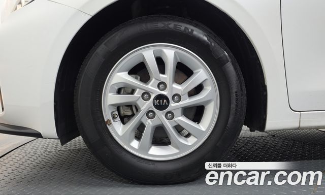 Kia K3 из Кореи Encar