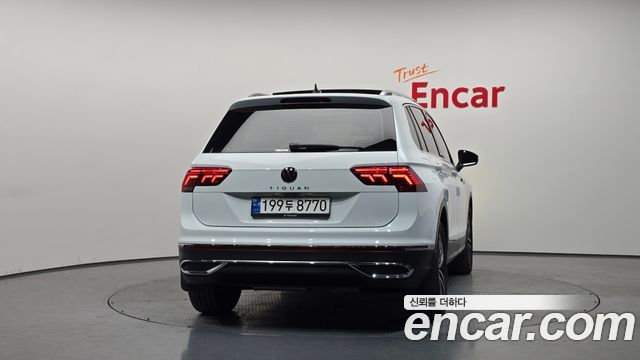 Volkswagen Tiguan 2.0 TDI Prestige — пробег 44 380 км — фото 4 из 5