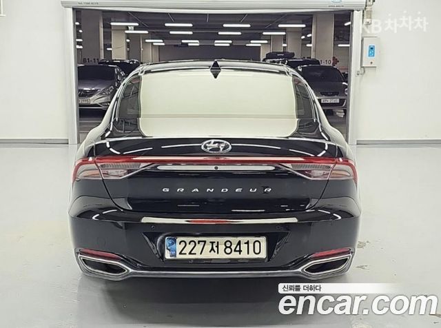 Hyundai Grandeur Premium Choice — пробег 57 325 км — фото 3 из 5