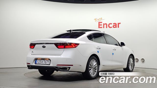 Kia K7 из Кореи Encar