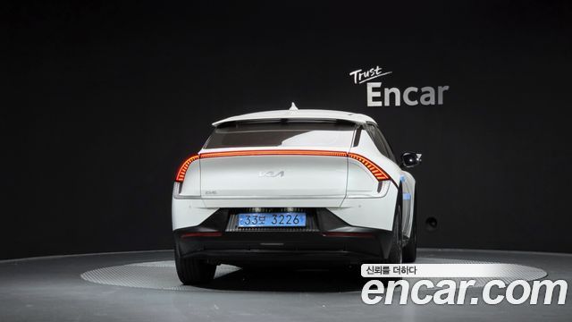Kia EV6 из Кореи Encar