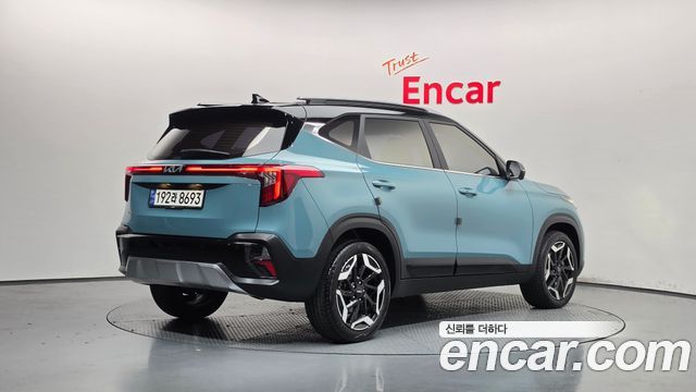 Kia Seltos из Кореи Encar