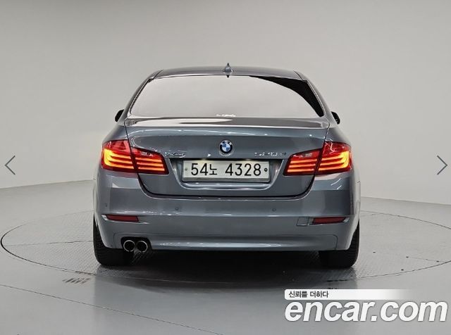 BMW 5-Series 520d xDrive — пробег 216 689 км — фото 3 из 3