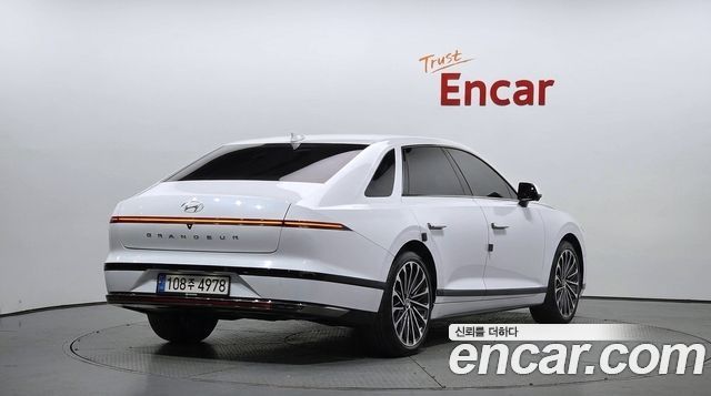 Hyundai Grandeur из Кореи Encar