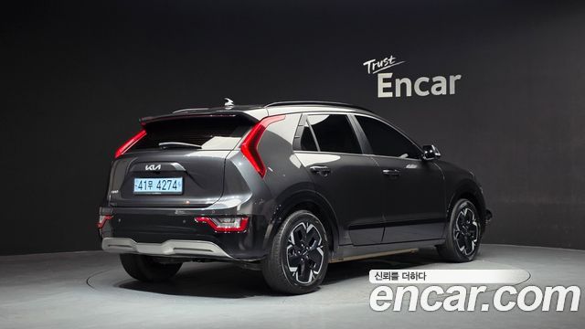 Kia Niro Earth — пробег 109 217 км — фото 2 из 5