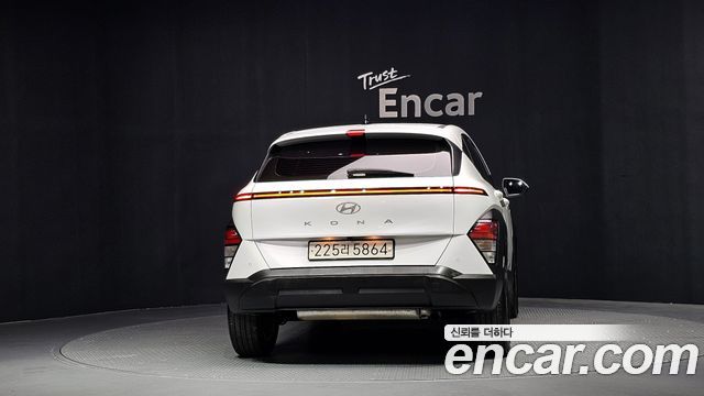 Hyundai Kona из Кореи Encar
