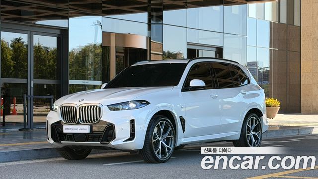 BMW X5 xDrive 40i M Sport — пробег 5 712 км — фото 1 из 5