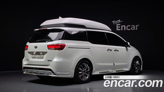 Kia Carnival 9-seater Hi-Limousine Noblesse — пробег 129 795 км — фото 2 из 5
