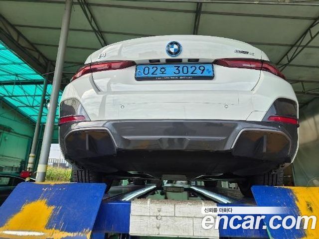 BMW i4 из Кореи Encar