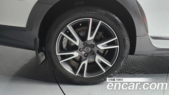 Volvo V90 из Кореи Encar