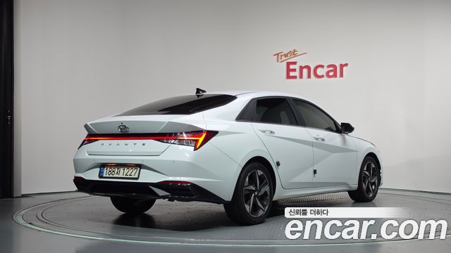Hyundai AVANTE из Кореи Encar