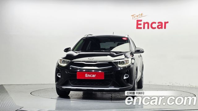 Kia Stonic из Кореи Encar