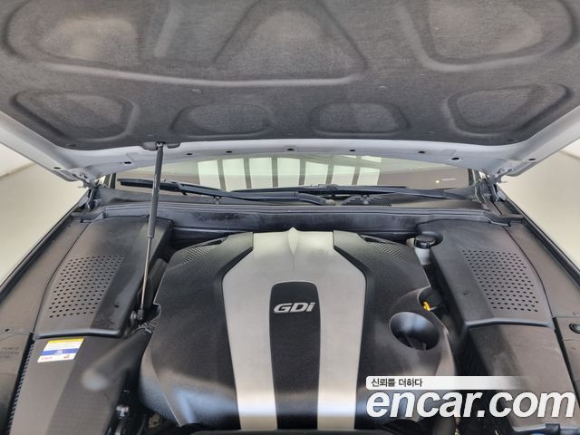 Hyundai Genesis из Кореи Encar