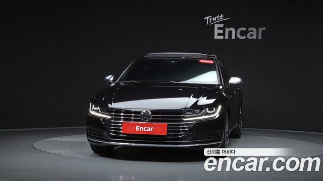 Volkswagen Arteon 2.0 TDI Premium — пробег 87 659 км — фото 3 из 5