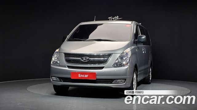 Hyundai Starex 5-Seater VAN CVX Luxury — пробег 210 966 км — фото 3 из 5