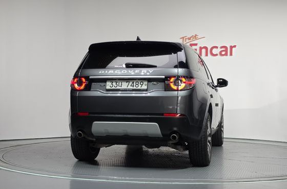 Land Rover Discovery Sport 2.0 TD4 HSE Luxury — пробег 52 395 км — фото 4 из 5