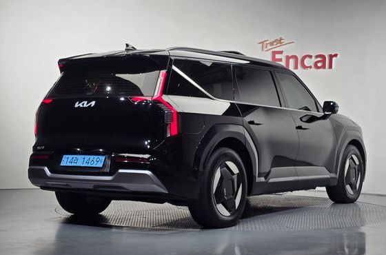 Kia EV9 Long Range 4WD Earth — пробег 37 069 км — фото 2 из 5