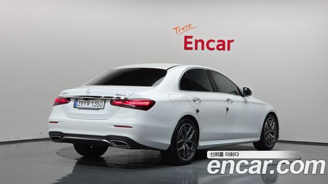 Mercedes-Benz E-Class E220d 4MATIC AMG Line — пробег 89 072 км — фото 2 из 5