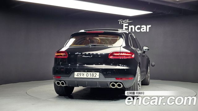 Porsche Macan из Кореи Encar