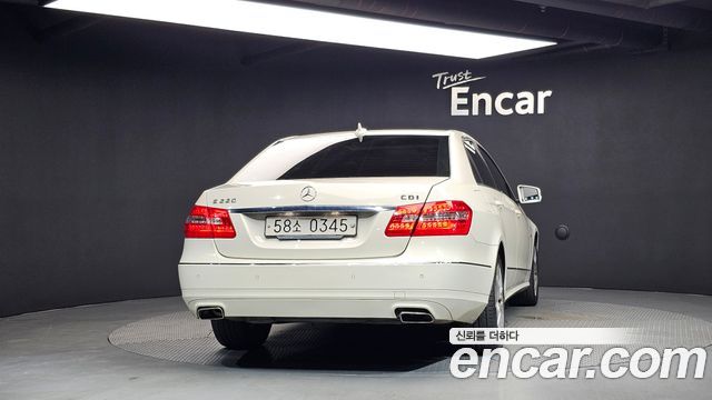 Mercedes-Benz E-Class E220 CDI Avantgarde — пробег 155 036 км — фото 4 из 5