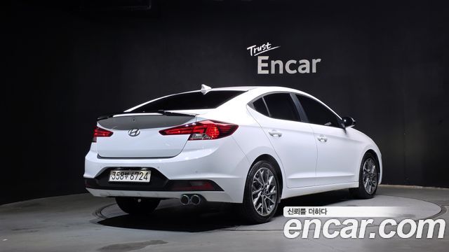 Hyundai AVANTE из Кореи Encar
