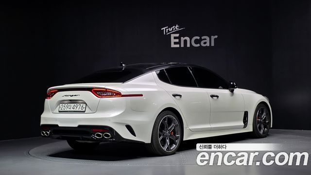 Kia Stinger из Кореи Encar