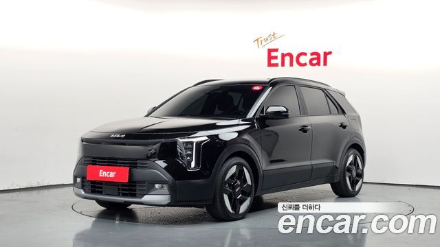 Kia Niro Prestige — пробег 1 422 км — фото 1 из 5