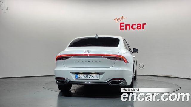 Hyundai Grandeur из Кореи Encar