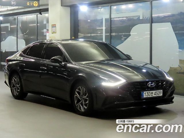 Hyundai Sonata 2.0 Premium Plus — пробег 75 135 км — фото 1 из 5