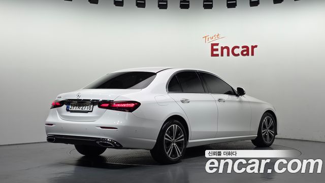 Mercedes-Benz E-Class из Кореи Encar