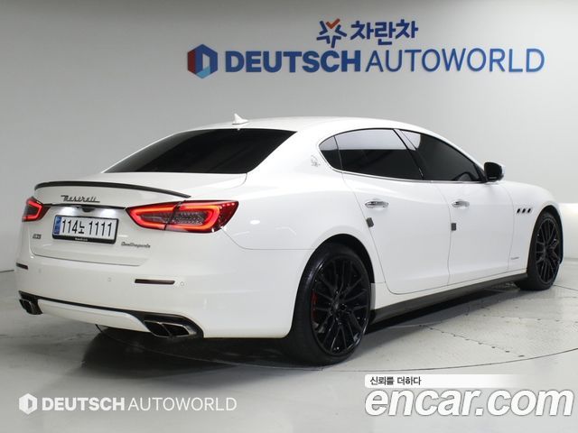 Maserati Quattroporte 3.0 V6 Granlusso — пробег 33 316 км — фото 2 из 5