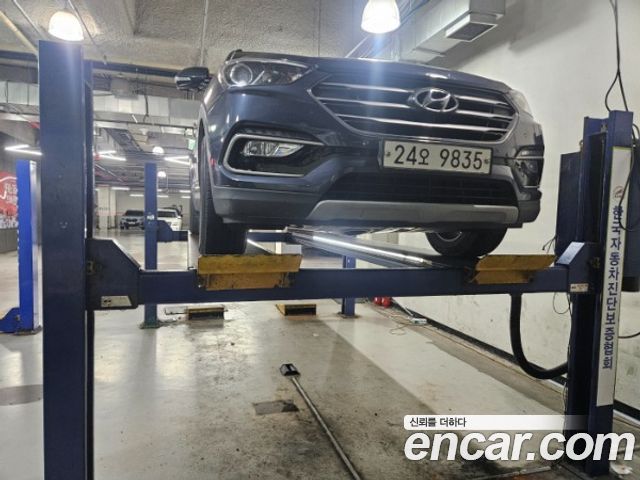 Hyundai Santafe Diesel 2.0 2WD Value Plus — пробег 237 956 км — фото 1 из 3