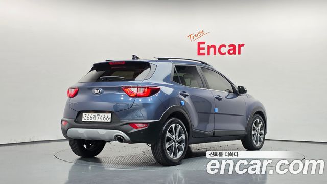 Kia Stonic 1.4 Prestige — пробег 98 559 км — фото 2 из 5