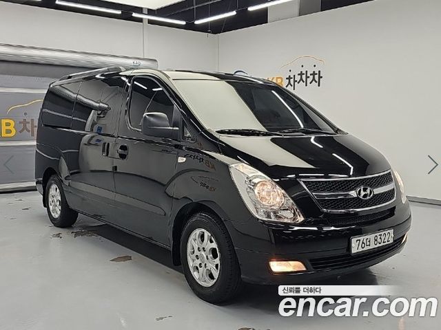 Hyundai Starex 12-Seater Wagon CVX Premium — пробег 211 817 км — фото 4 из 5