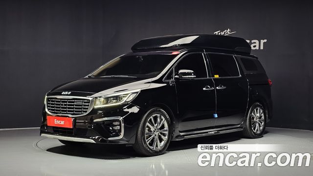 Kia Carnival 9-Seater Hi-Limousine Noblesse Special — пробег 110 668 км — фото 1 из 5