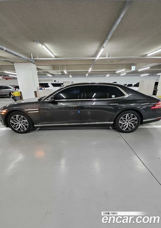 Genesis G90 Gasoline 3.5 Turbo AWD — пробег 89 836 км — фото 2 из 5