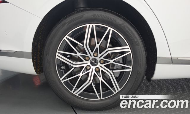 Genesis G90 из Кореи Encar