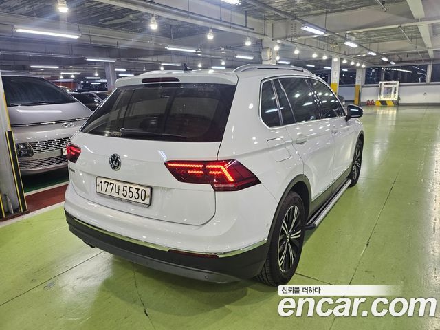Volkswagen Tiguan 2.0 TDI Prestige — пробег 51 666 км — фото 2 из 5