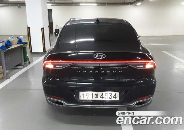 Hyundai Grandeur Premium — пробег 120 856 км — фото 3 из 5