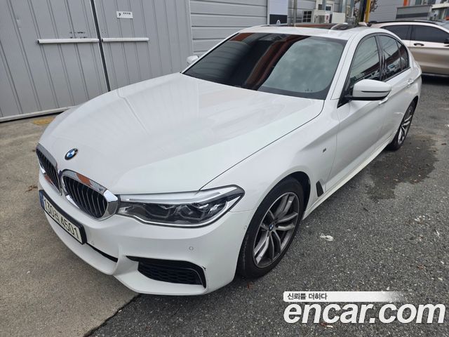 BMW 5-Series 520d xDrive M Sport Package Plus — пробег 154 000 км — фото 1 из 5