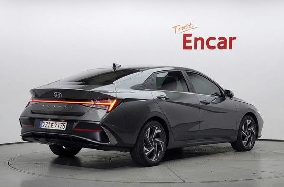 Hyundai AVANTE Inspiration — пробег 53 413 км — фото 2 из 5
