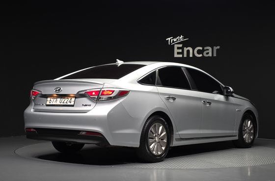 Hyundai Sonata 2.0 HEV Smart — пробег 165 063 км — фото 2 из 5