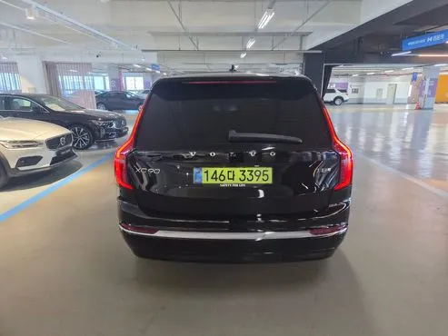 Volvo XC90 T8 Ultra Bright Hybrid — пробег 28 924 км — фото 4 из 5