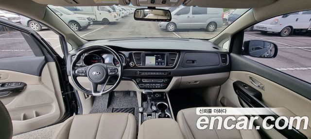 Kia Carnival из Кореи Encar