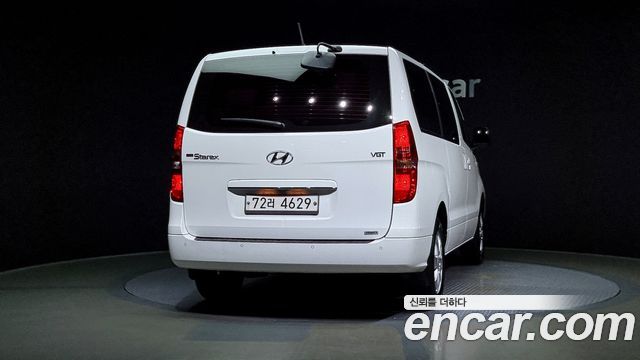 Hyundai Starex 4WD Wagon 11-Seater Smart — пробег 99 161 км — фото 4 из 5