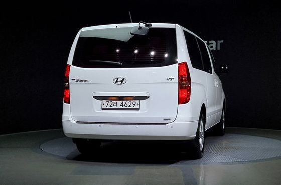 Hyundai Starex 4WD Wagon 11-Seater Smart — пробег 99 161 км — фото 4 из 5